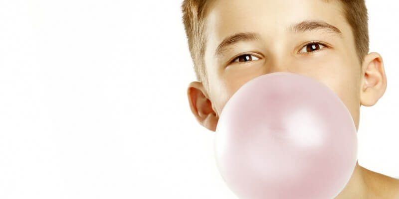 is-chewing-gum-bad-for-my-child-800x400