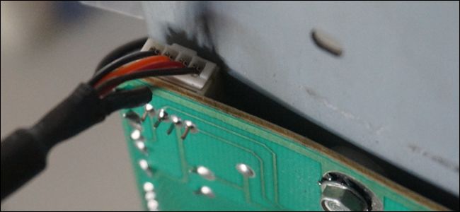 چگونه کیبورد مکانیکی کامپیوتر خود را مرحله به مرحله تمیز کنیم www.howcanu.com