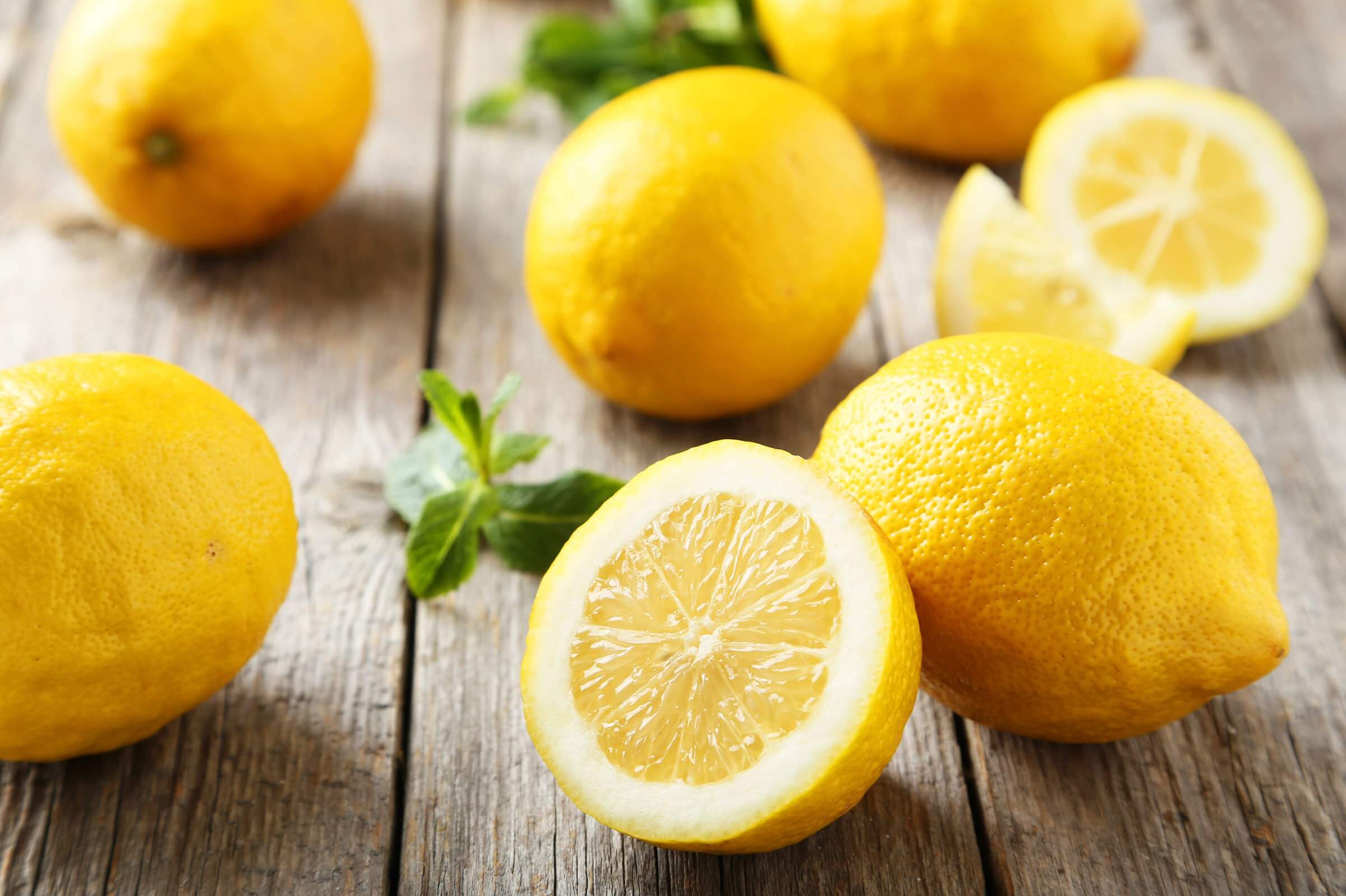 08-dandruff-natural-treatment-lemon